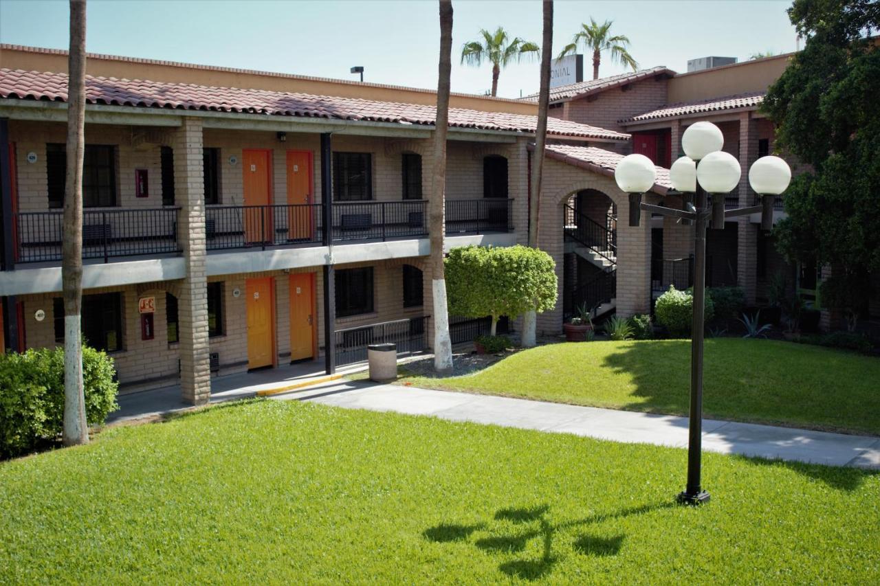 Hotel Colonial Mexicali Exterior photo