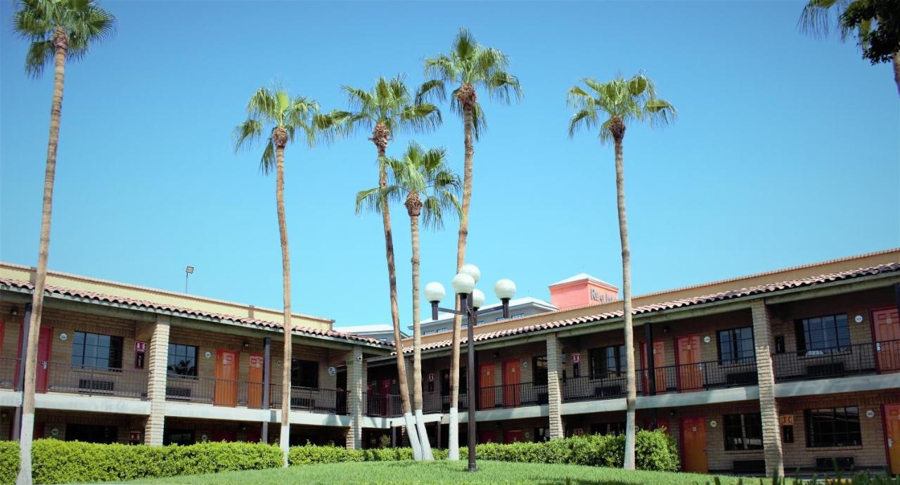 Hotel Colonial Mexicali Exterior photo