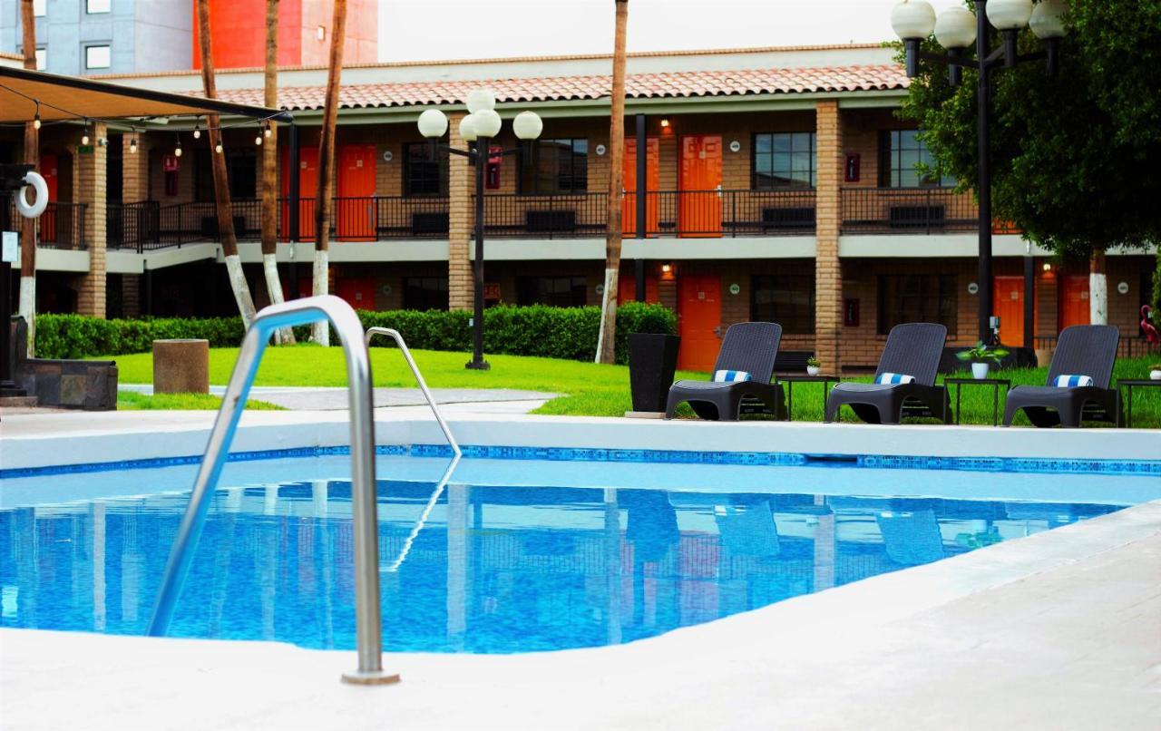 Hotel Colonial Mexicali Exterior photo